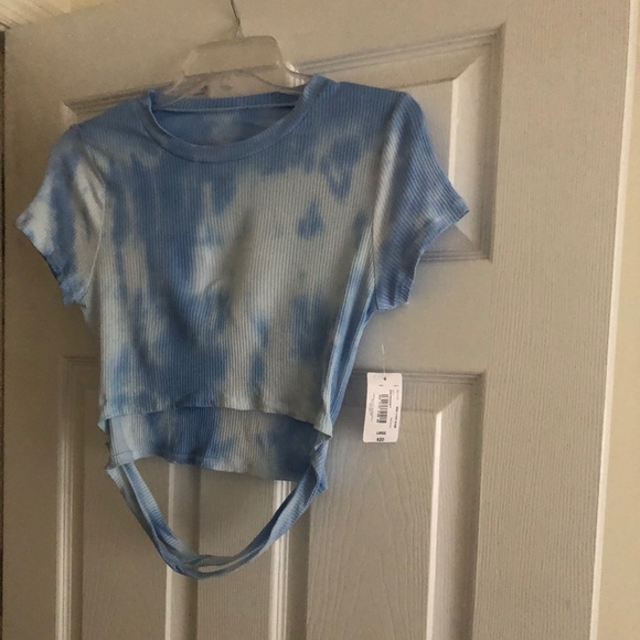 Women’s Tie Dye Crop Top - Picture 2 of 5